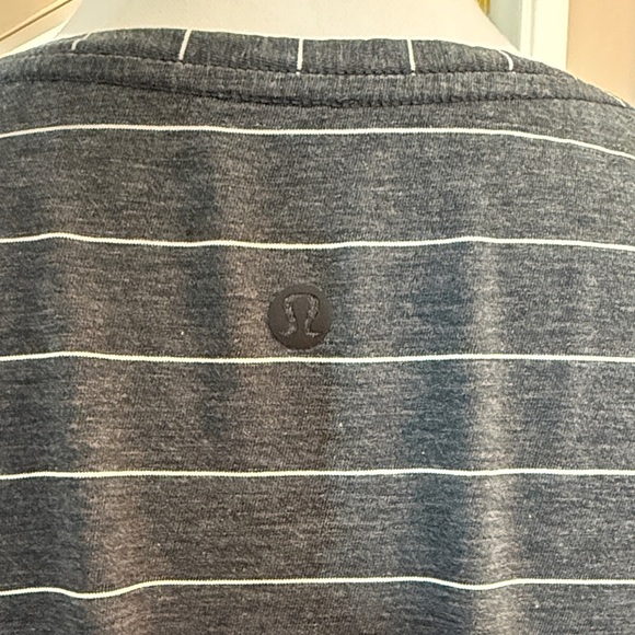 Lululemon Athletica Charcoal Striped V-Neck Tee - Picture 5 of 9